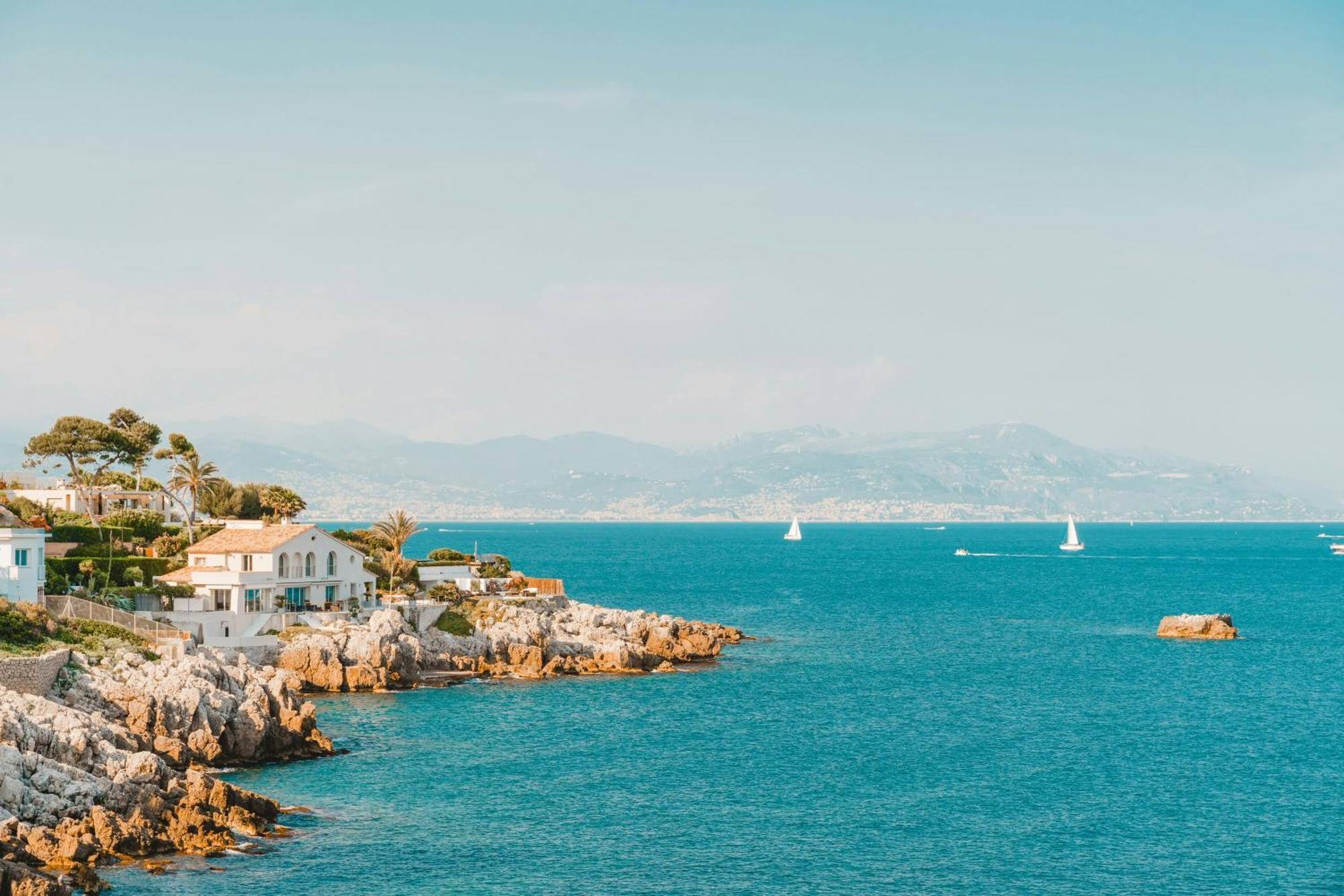 Beachside Apartment With Pool & Garden In Juan Les Pins Antibes Exterior foto